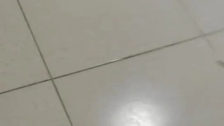 欧美日韩人妻激情-第一次与男友以外的男人在行使中车震!