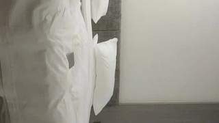 自拍无码精品在线观看-深谷で田植えをする稲作農家の巨乳嫁 観月しおり的的!