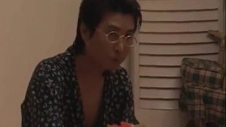 欧美日韩人妻激情-第一次与男友以外的男人在行使中车震!