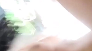 欧美日韩人妻激情-第一次与男友以外的男人在行使中车震!