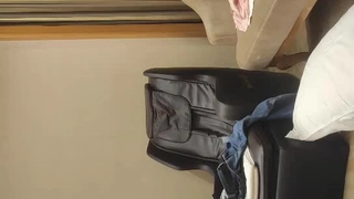 日韩欧美不卡一区二区高清-vavababy 面 試 畢 業 生 被 颻 渴 的 OL約 到 旅 館 脫 下 褲 子 吃 各 種 姿 勢 狂 抽 猛 送 全 部 射 嘴 巴 吞 淨